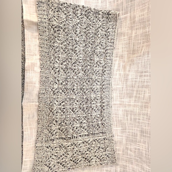 Speckled knitted loop scarf. Grey with burnt orange and black. - Picture 5 of 8